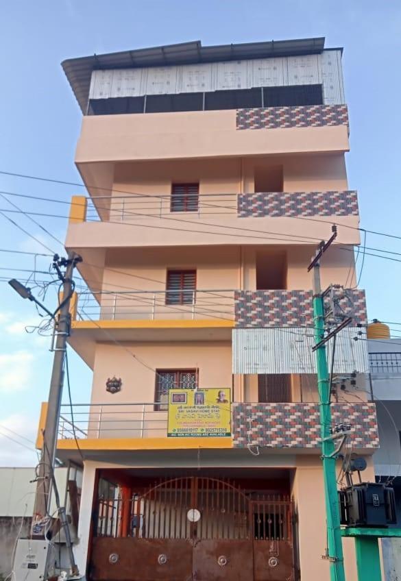 Sri Vasavi Home Stay Tiruvannamalai Exterior photo